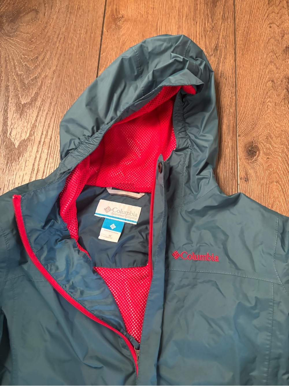 Columbia Steel Gray Jacket with Red Accents - Picture 2 of 3